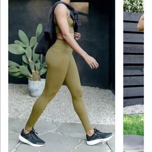 Public Rec Leggings Sz 26 Here to There 24" Dusk Green Ankle Pull On Pocket Gym